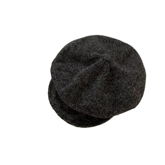 Vintage Beret Hat for Women - Cozy Fall Winter Style with Slouchy Fit and Timeless Design